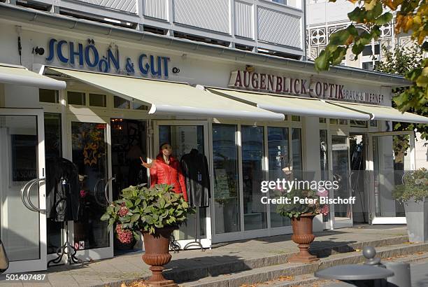 Boutique "Schön & Gut" und Optiker "Augenblick - Optik Brach & Werner", Ostseebad Binz, Ostsee-Insel Rügen, Mecklenburg-Vorpommern, Deutschland,...