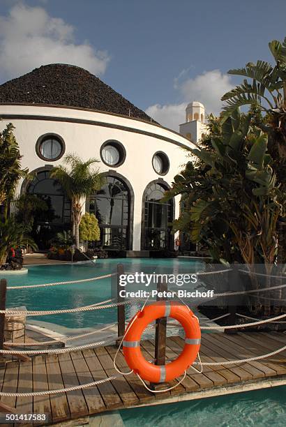 Sterne-Hotel "Gran Melia Volcan", Playa Blanca, Kanaren-Insel Lanzarote, Spanien, Europa, Swimming-Pool, Schwimmbecken, Brücke, Rettungsring, Reise,...