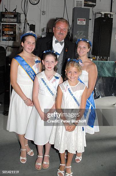 Veranstalter Ted Hierl und Junior-Prinzessinnen, 34. "German Heritage Festival", Garden State-Art Center, New Jersey bei New York, Amerika, USA,...