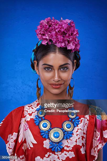beauty and culture - flower necklace stock pictures, royalty-free photos & images