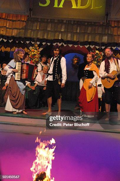 Volksmusik-Gruppe "Die Schäfer", ARD/ORF/SF-Volksmusik-Show "Musikantenstadl", Wien, Österreich, Europa, Auftritt, Bühne, Akkordeon, Gitarre,...