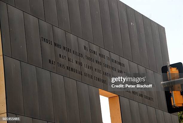 Erinnerungsstätte Mahnmal "Oklahoma National Memorial" für die Opfer vom Bombenanschlag vom 19. April 1 9 9 5 auf das "Alfred P. Murrah Federal...