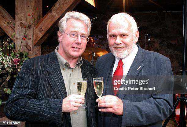 Gunther Emmerlich und Gast, Feier zum 60. Geburtstag von G u n t h e r E m m e r l i c h, Innenhof "Hoftheater Dresden", Weißig , Sachsen,...