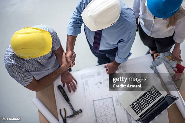 we will start with work next week! - handshake site stock pictures, royalty-free photos & images