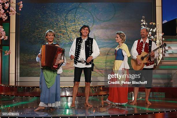 Volksmusik-Gruppe "Die Schäfer", MDR-Show "Alles Gute zum Muttertag", Stadthalle "Goldener Pflug", Altenburg, Thüringen, Deutschland, Europa,...