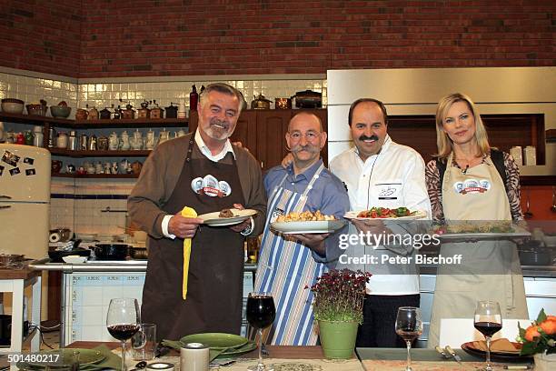 Harry Wijnvoord, Horst Lichter, Johann Lafer, Nina Ruge , ZDF-Koch-Show "Lafer!Lichter!Lecker!", Hamburg, Deutschland, Europa, Studio, Kochshow,...