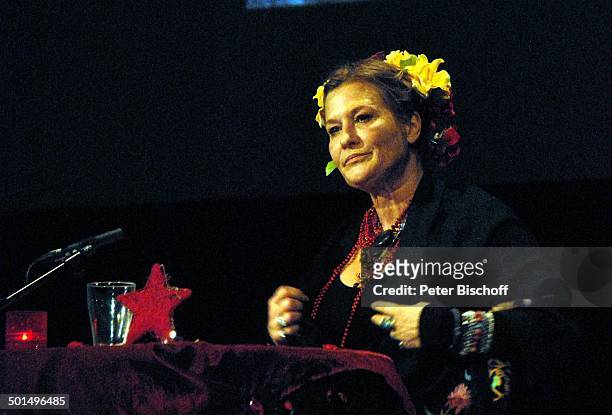 Suzanne von Borsody , Musikalische Lesung "Frida Kahlo" , Konzerthaus "Glocke", Bremen, Deutschland, Europa, Bühne, Auftritt, Mikro, lesen,...