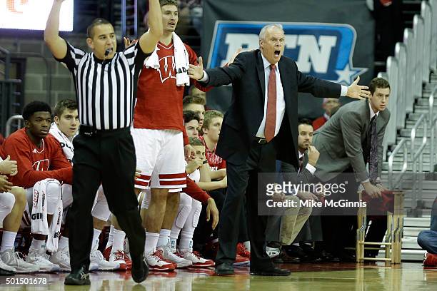 Head Coach Bo Ryan of the Wisconsin Badgers yells from the sidelines during the first half against the Texas A&M-Corpus Christi Islanders at Kohl...