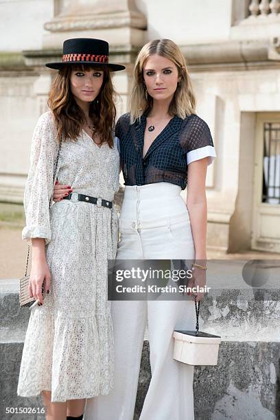 Say Lou Lou Musicians Miranda Anna Kilbey and Elektra June Kilbey-Jansson wear all Chanel on day 8 during Paris Fashion Week Spring/Summer 2016/17 on...