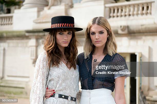 Say Lou Lou Musicians Miranda Anna Kilbey and Elektra June Kilbey-Jansson wear all Chanel on day 8 during Paris Fashion Week Spring/Summer 2016/17 on...