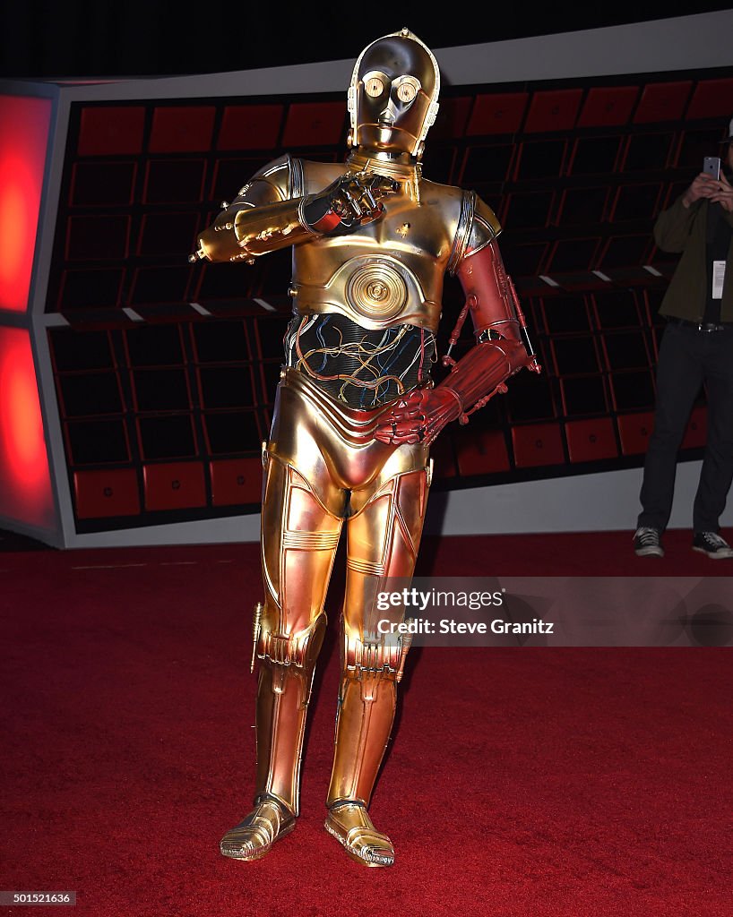 Premiere Of Walt Disney Pictures And Lucasfilm's "Star Wars: The Force Awakens" - Arrivals