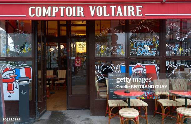 This picture shows the brasserie Le Comptoir Voltaire near Place de la Nation in eastern Paris, on the day of its reopening on December 16 a month...