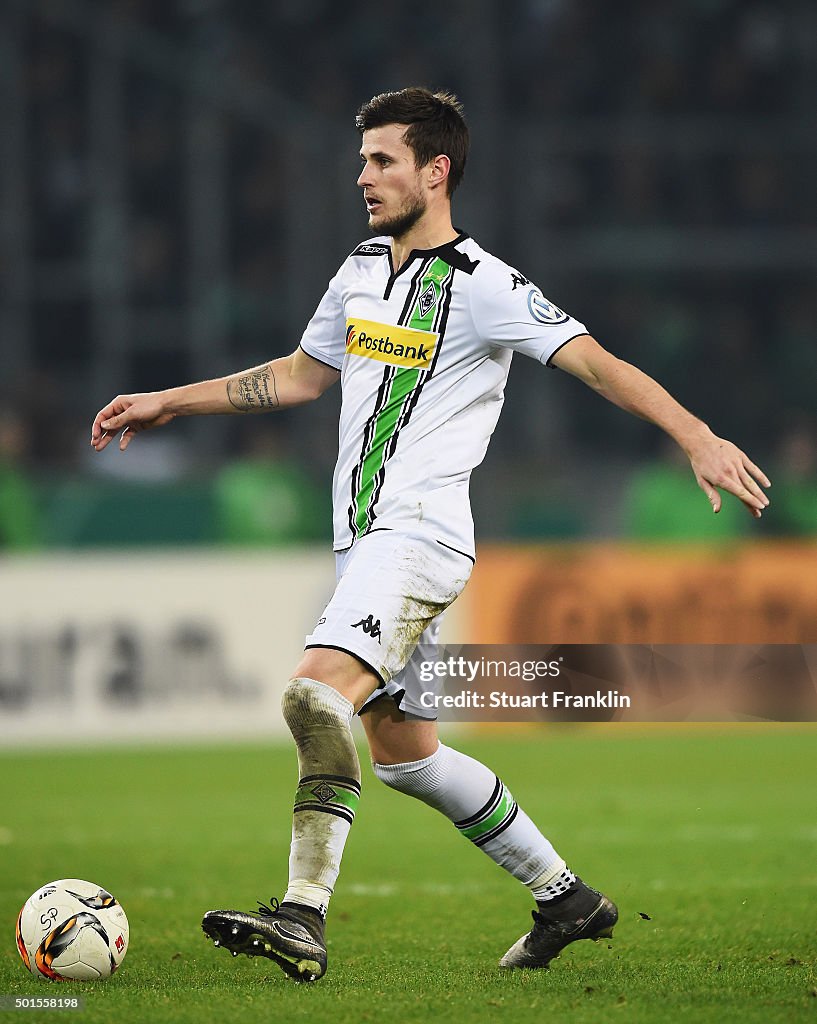 Borussia Moenchengladbach v Werder Bremen - DFB Cup