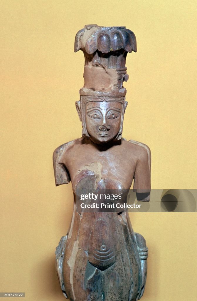 Ivory Phoenician figurine of a woman, 8th century BC.