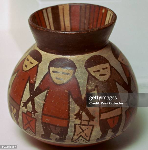 326 Nazca Pottery Stock Photos, High-Res Pictures, and Images - Getty ...