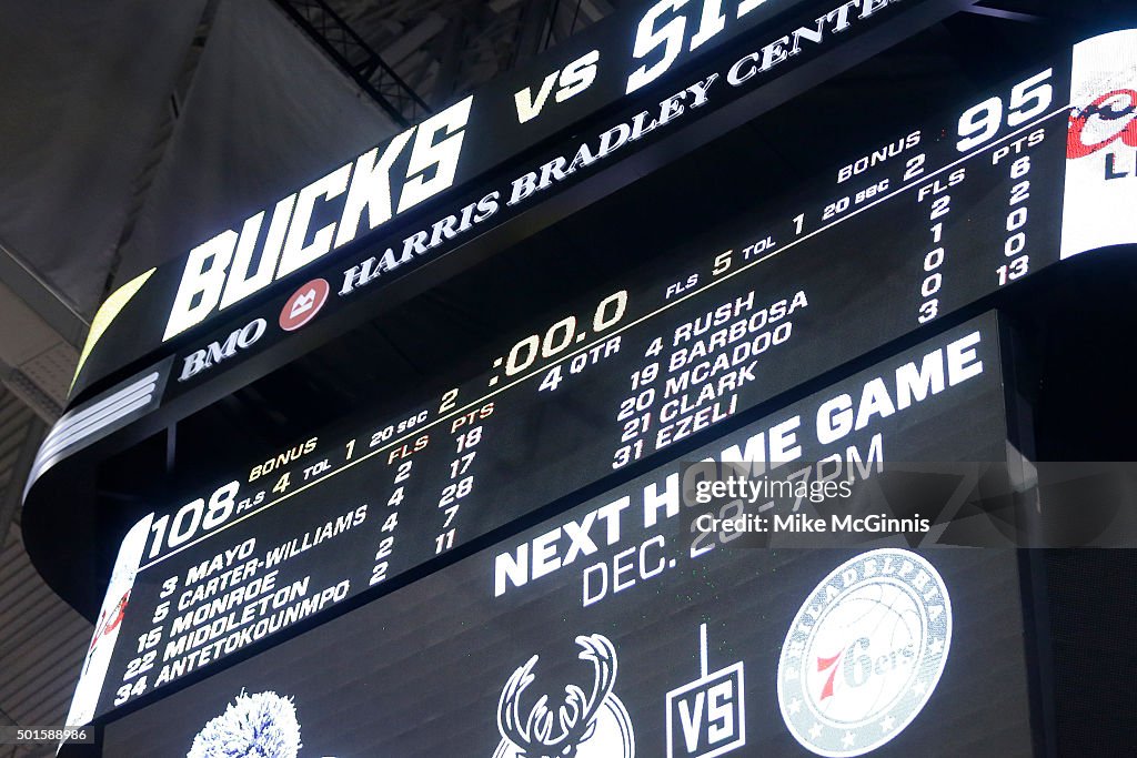 Golden State Warriors v Milwaukee Bucks