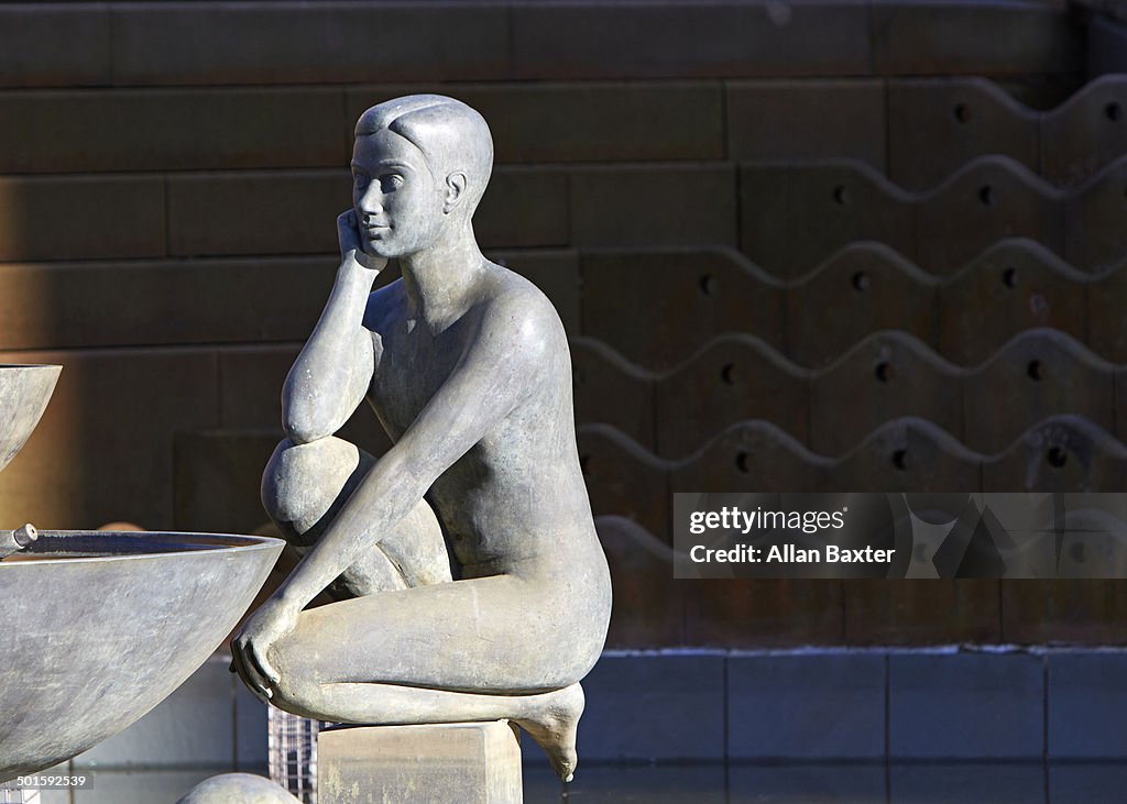 Statue in Victoria Square