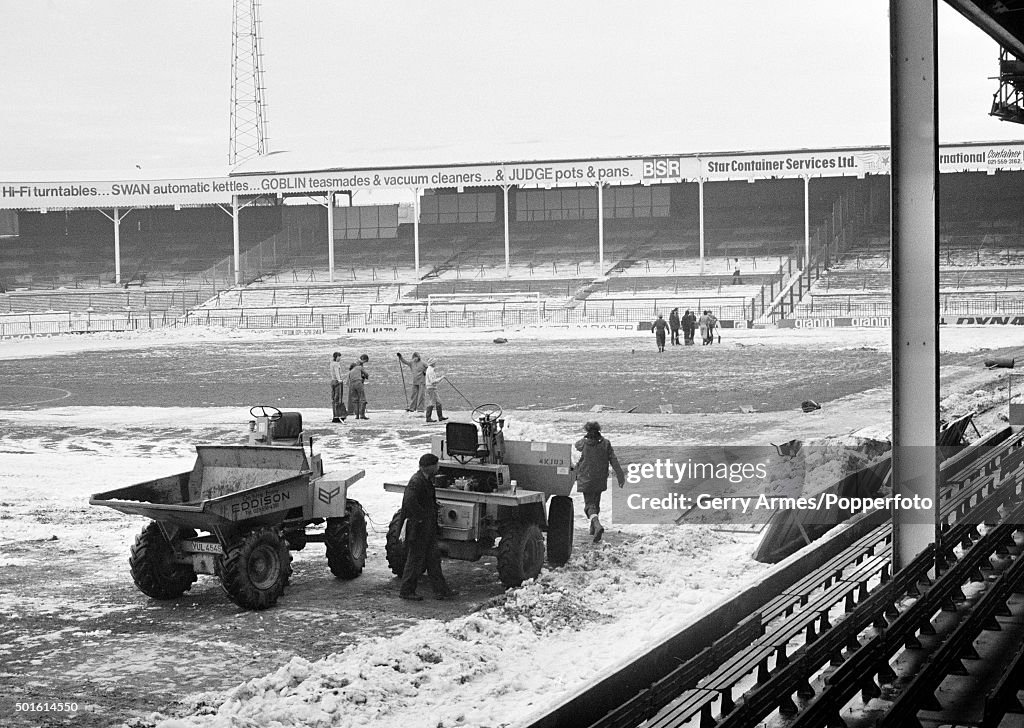 Snowbound At The Hawthorns