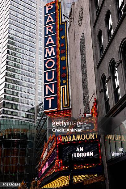 old paramount theater neon sign - paramount theater   los angeles stock pictures, royalty-free photos & images
