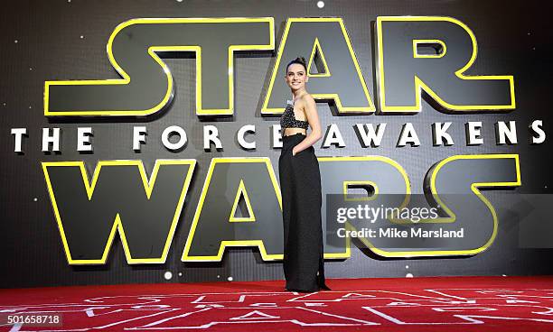 Daisy Ridley attends the European Premiere of "Star Wars: The Force Awakens" at Leicester Square on December 16, 2015 in London, England.