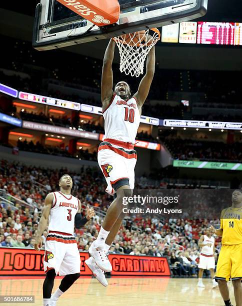 Jaylen Johnson of the Louisville Cardinals dunks the ball during the game against the Kennesaw State Owls at KFC YUM! Center on December 16, 2015 in...