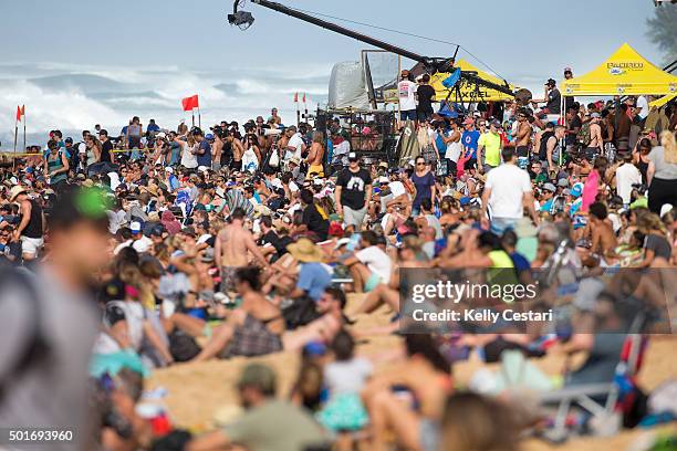 The Billabong Pipe Masters in Memory of Andy Irons ran a full day of competition in front of a capacity crowd in excellent conditions on December 16,...