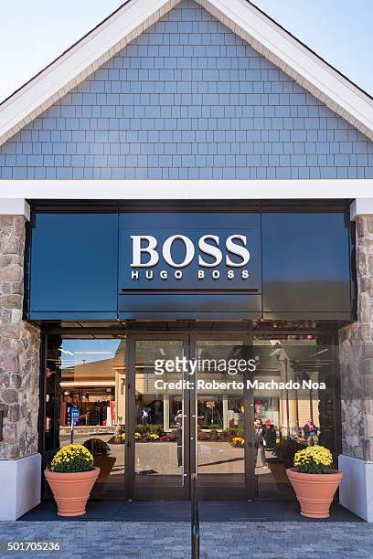 contrast Verandert in Sobriquette 118 Hugo Boss Outlet Photos and Premium High Res Pictures - Getty Images