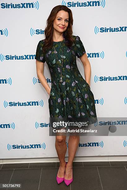 Actress Kimberly Williams-Paisley visits the SiriusXM Studios on December 17, 2015 in New York City.