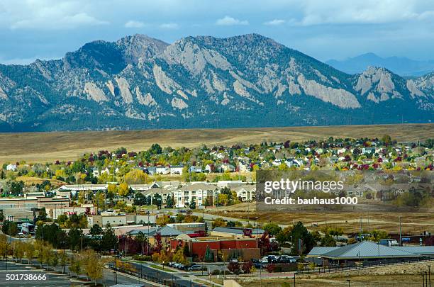 broomfield, colorado and the flatiron mountain range - flatiron district stock pictures, royalty-free photos & images