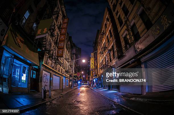 abandoned alley in chinatown - chinatown stock pictures, royalty-free photos & images