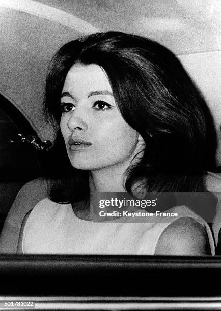 Top model Christine Keeler, involved in the John Profumo scandal, going to the courthouse for the trial of singer Aloysius Lucky Gordon who accused...