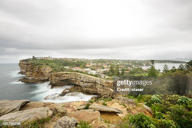 gap, ocean cliff, sydney, watsons bay, vaucluse - sandstone stock pictures, royalty-free photos & images