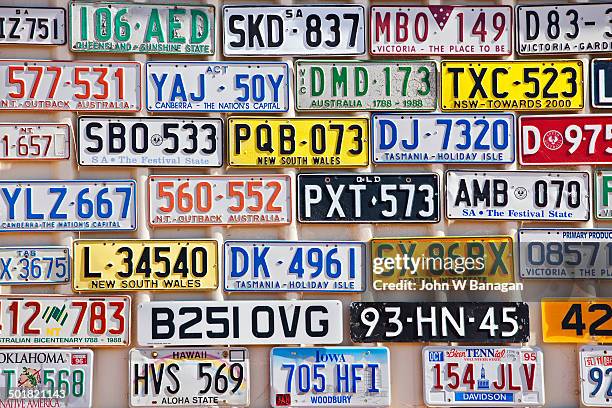 car number plates . australia - license plate stockfoto's en -beelden