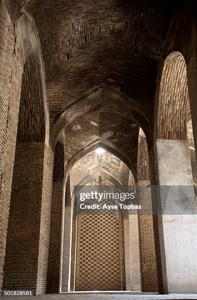isfahan, the jameh mosque - masjid jami isfahan iran stockfoto's en -beelden