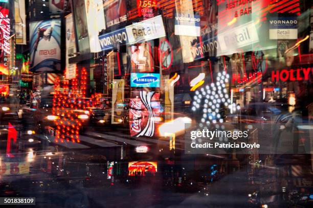 new york times square - excess stock-fotos und bilder