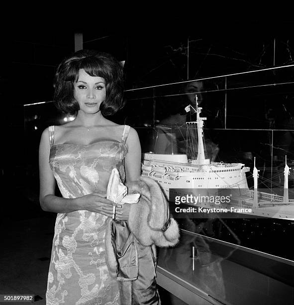 Young Actress Maria Grazia Buccella With Model Of French Liner France Is Going To Star In The French Movie 'Amour Humour Et France' Directed By...