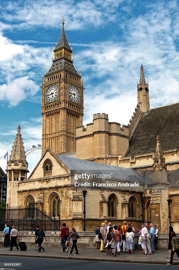 Street Scene parliament and Big Ben in London