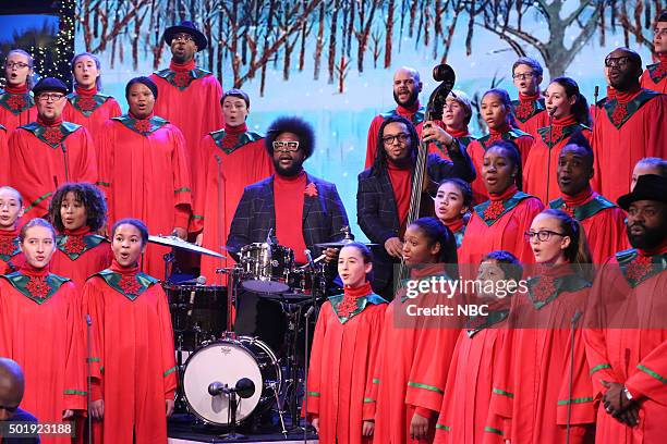 The Roots Fallon F Knuckles The Roots Photos and Premium High Res Pictures - Getty Images