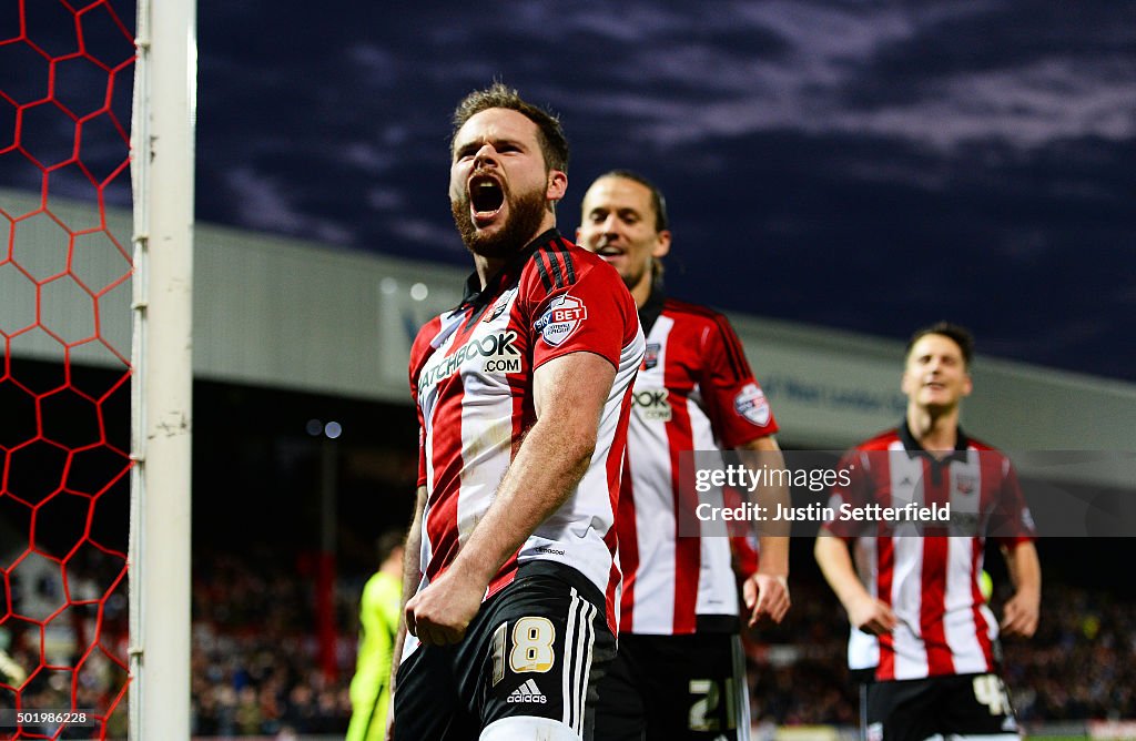 Brentford v Huddersfield Town   - Sky Bet Championship