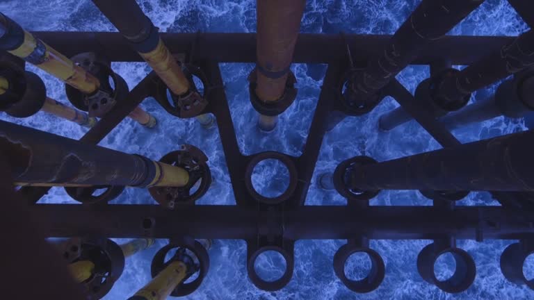 Armada Rig 375 Oil Drilling Rig Operation Stock Videos, Footage, & 4K Video Clips ...