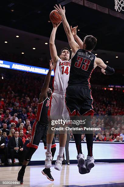 Dusan Ristic 61 Stephen Dusan Stock Photos, High-Res Pictures, and Images - Getty Images