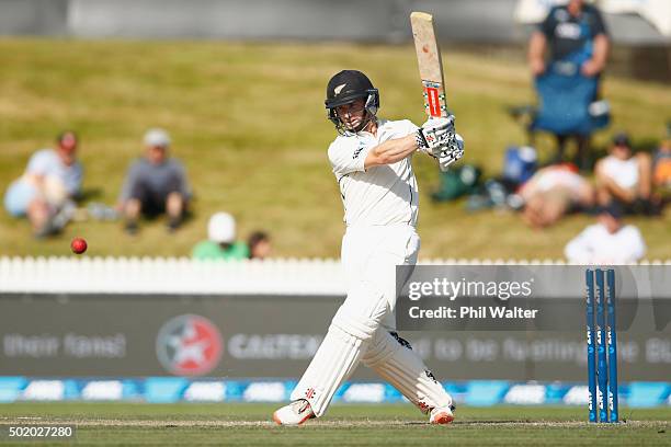 Kane Williamson of New Zealand bats during day three of the Second Test match between New Zealand and Sri Lanka at Seddon Park on December 20, 2015...