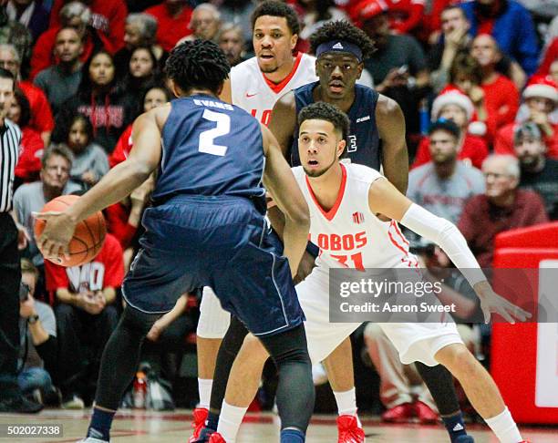 400 Anthony Mathis Photos & High Res Pictures - Getty Images