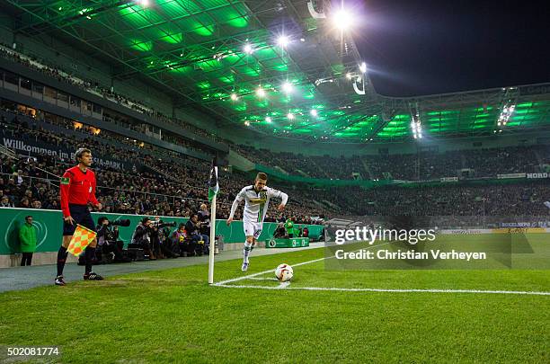 Thorgan Hazard of Borussia Moenchengladbach during the DFB-Cup match between Borussia Moenchengladbach and Werder Bremen at Borussia-Park on December...