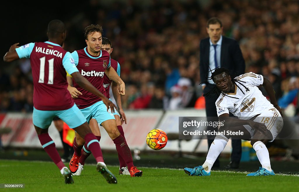 Swansea City v West Ham United - Premier League