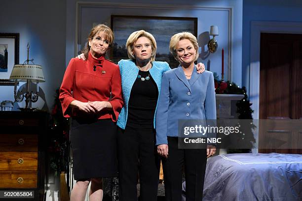 Tina Fey and Amy Poehler" Episode 1692 -- Pictured: Tina Fey as Sarah Palin, Kate McKinnon as Hillary Clinton, and Amy Poehler as Hillary Clinton...