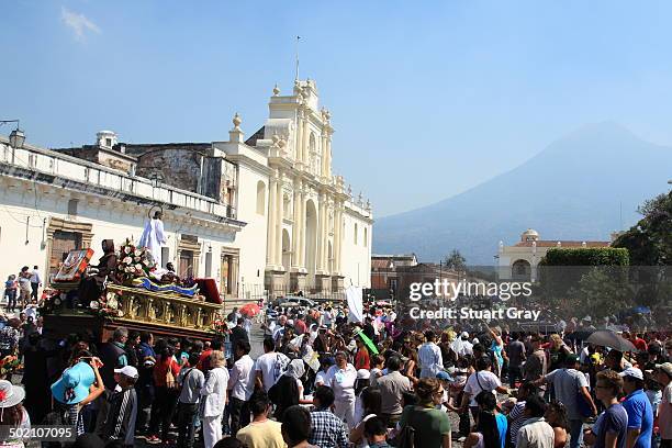 easter celebrations, antigua - antigua guatemala stock pictures, royalty-free photos & images