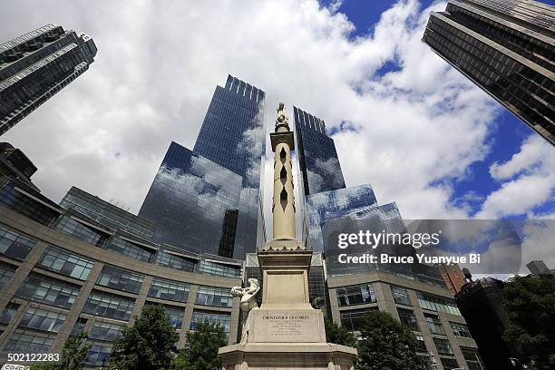 columbus monument in columbus circle - time warner center stock pictures, royalty-free photos & images