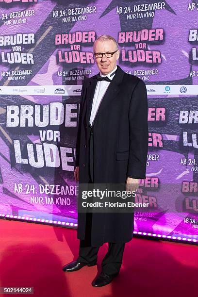 Ludger Pistor attends the premiere for the film 'Bruder vor Luder' at Cinedom on December 20, 2015 in Cologne, Germany.