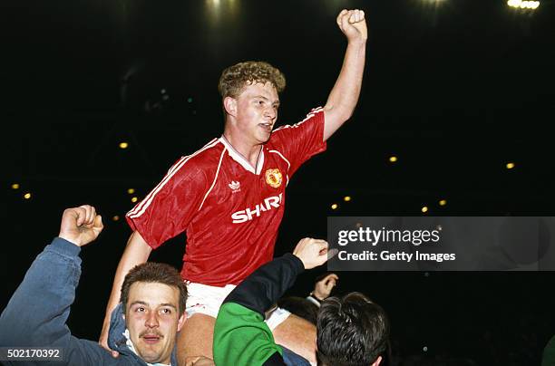 Manchester United striker Mark Robins is chairlifted by fans after scoring the winning goal in the 1990 FA Cup Semi Final against Oldham Athletic at...